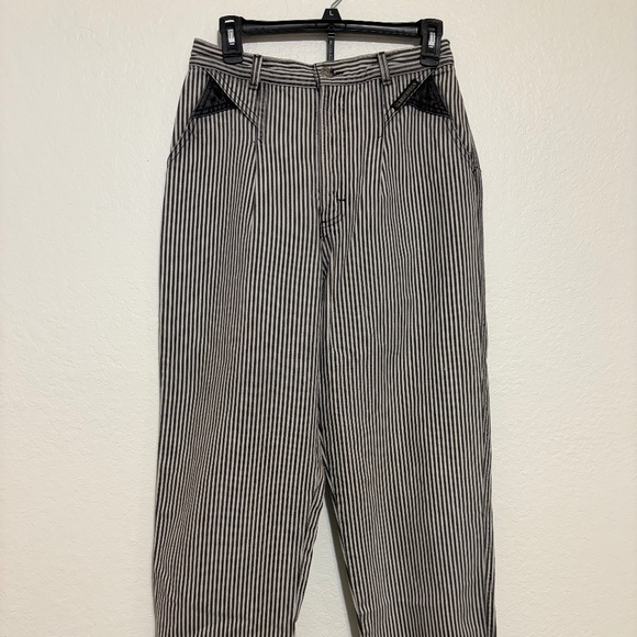 RARE Vintage Rocky Mountain Jeans - Picture 1 of 10